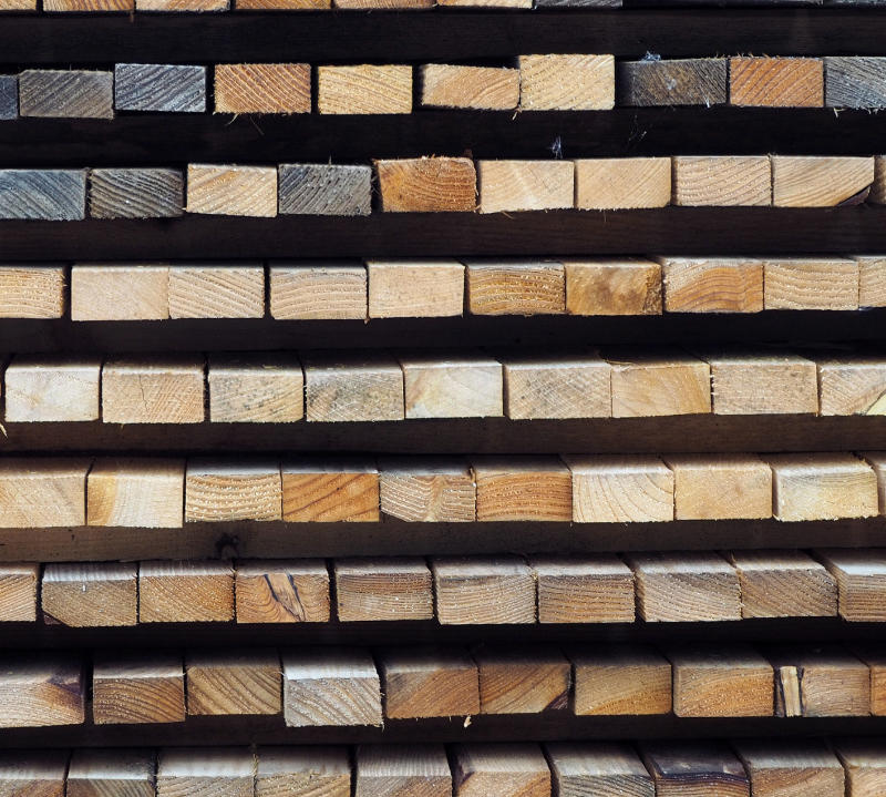Challenges along the UK's small-scale timber supply chain from forest to construction